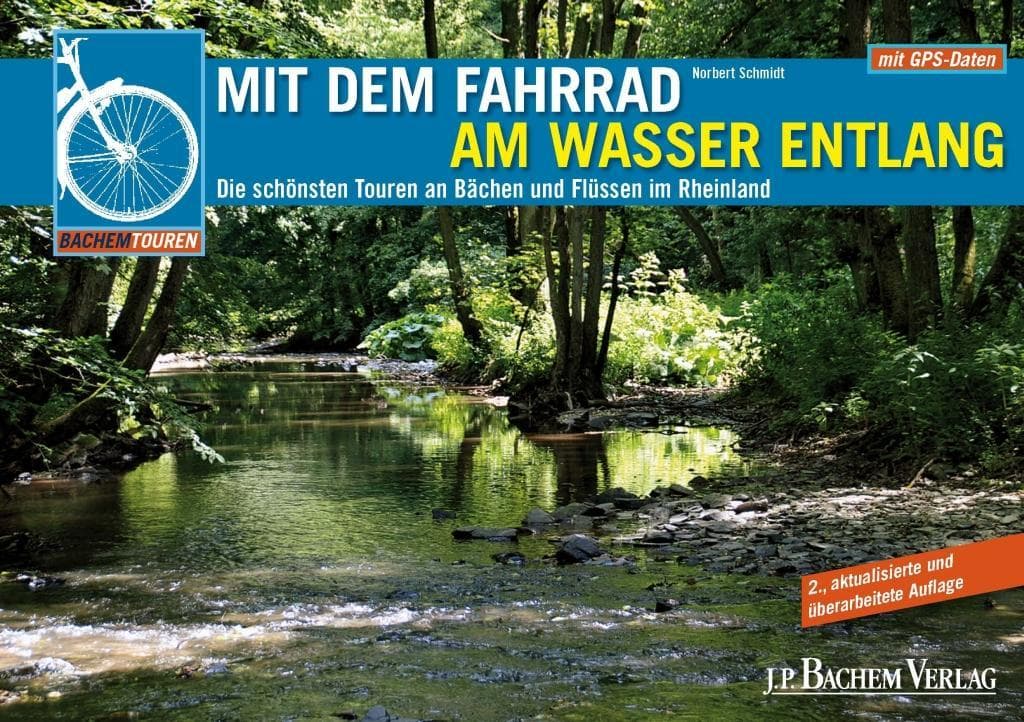 Mit dem Fahrrad am Wasser entlang