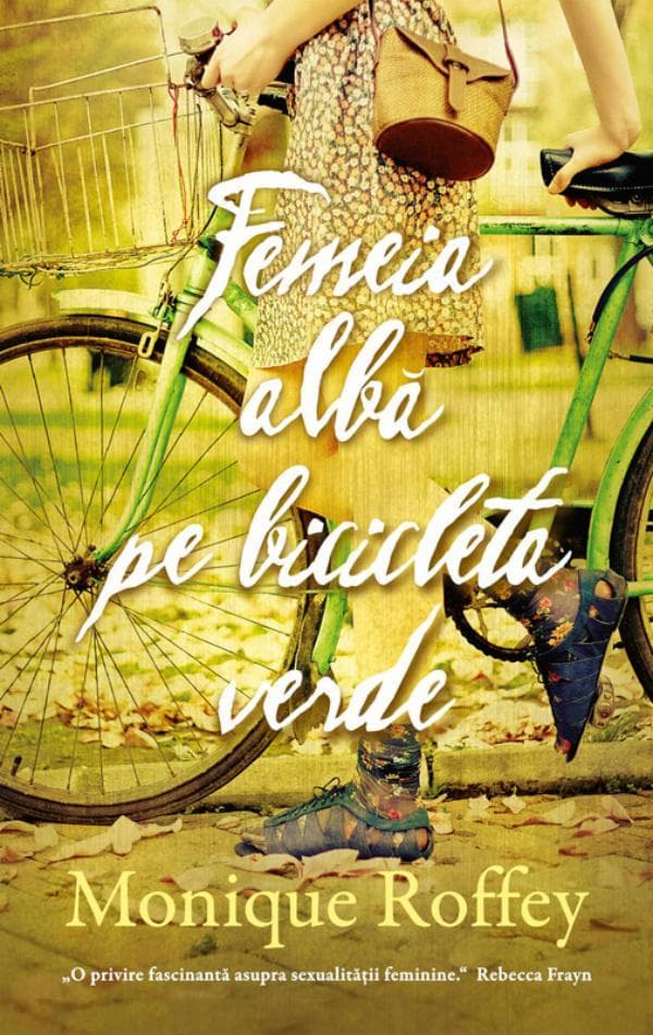 Femeia alba pe bicicleta verde