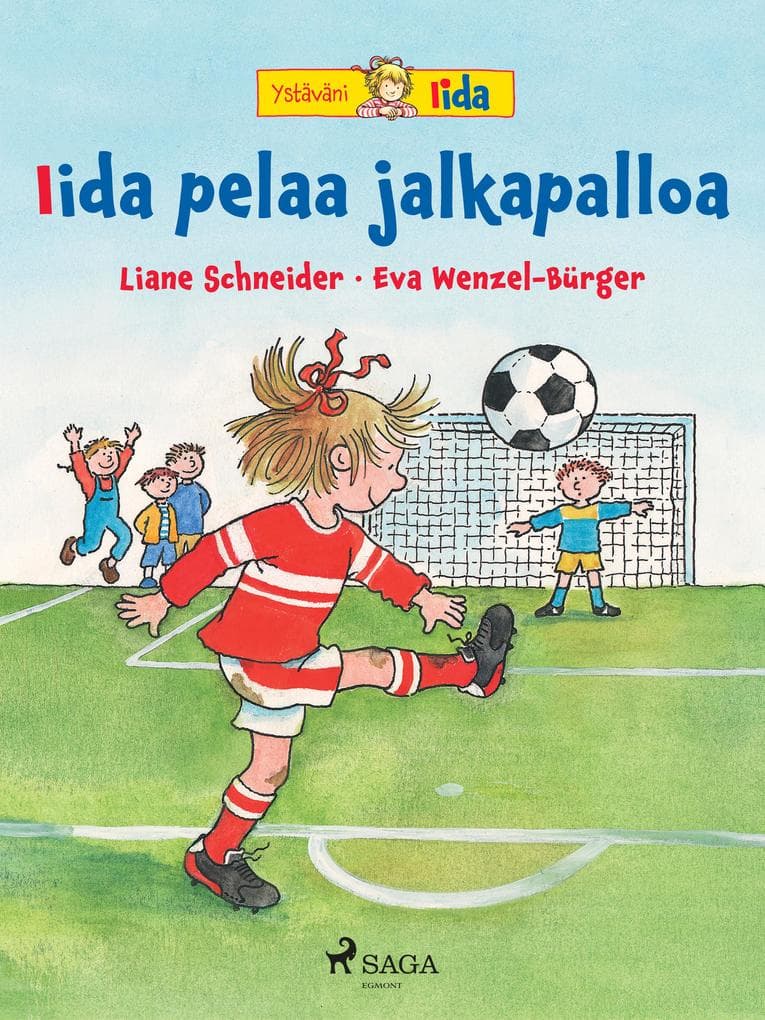 Iida pelaa jalkapalloa